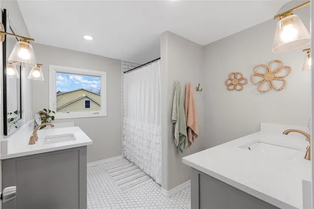 $4,400 | 409 Del Mar Boulevard, Corpus Christi, TX 78404