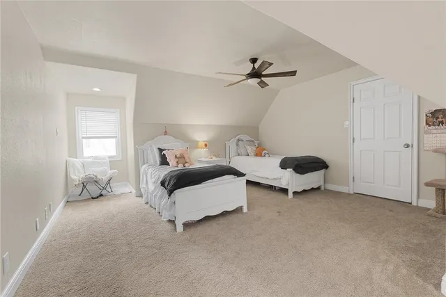 $4,400 | 409 Del Mar Boulevard, Corpus Christi, TX 78404