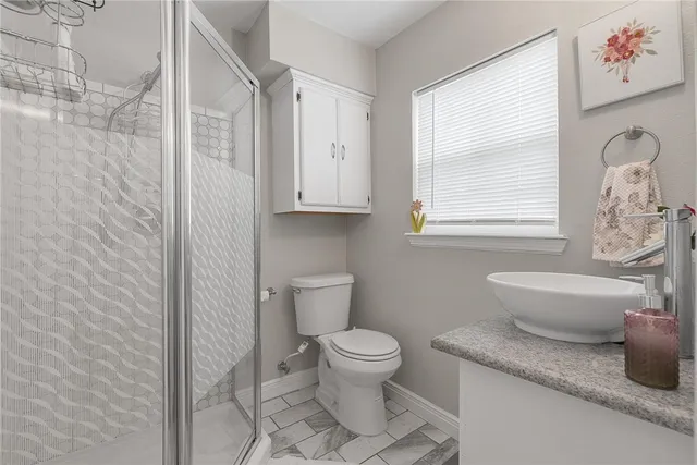 $4,400 | 409 Del Mar Boulevard, Corpus Christi, TX 78404