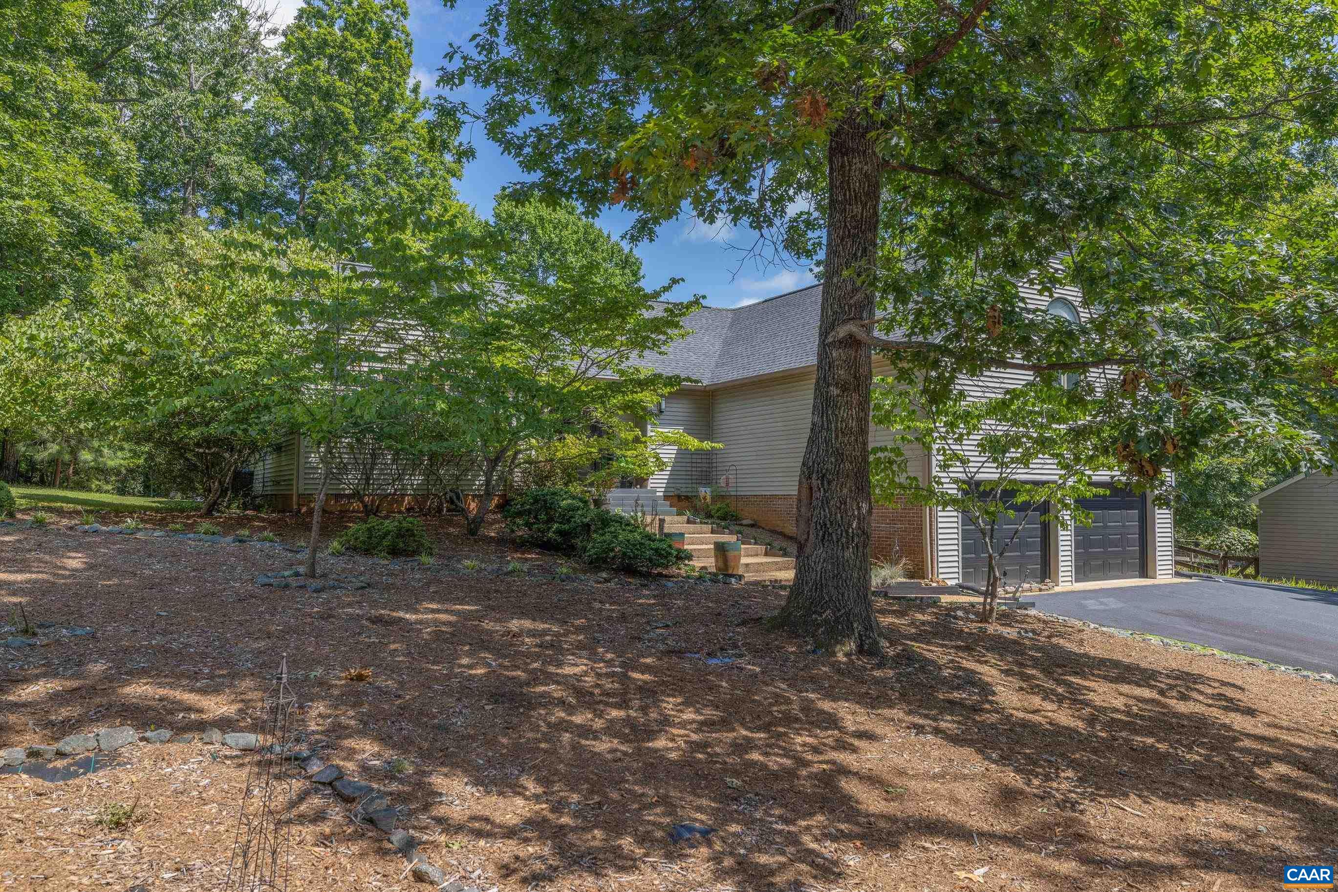 22 Brougham Road Palmyra, VA 22963 - Photo 3 of 49