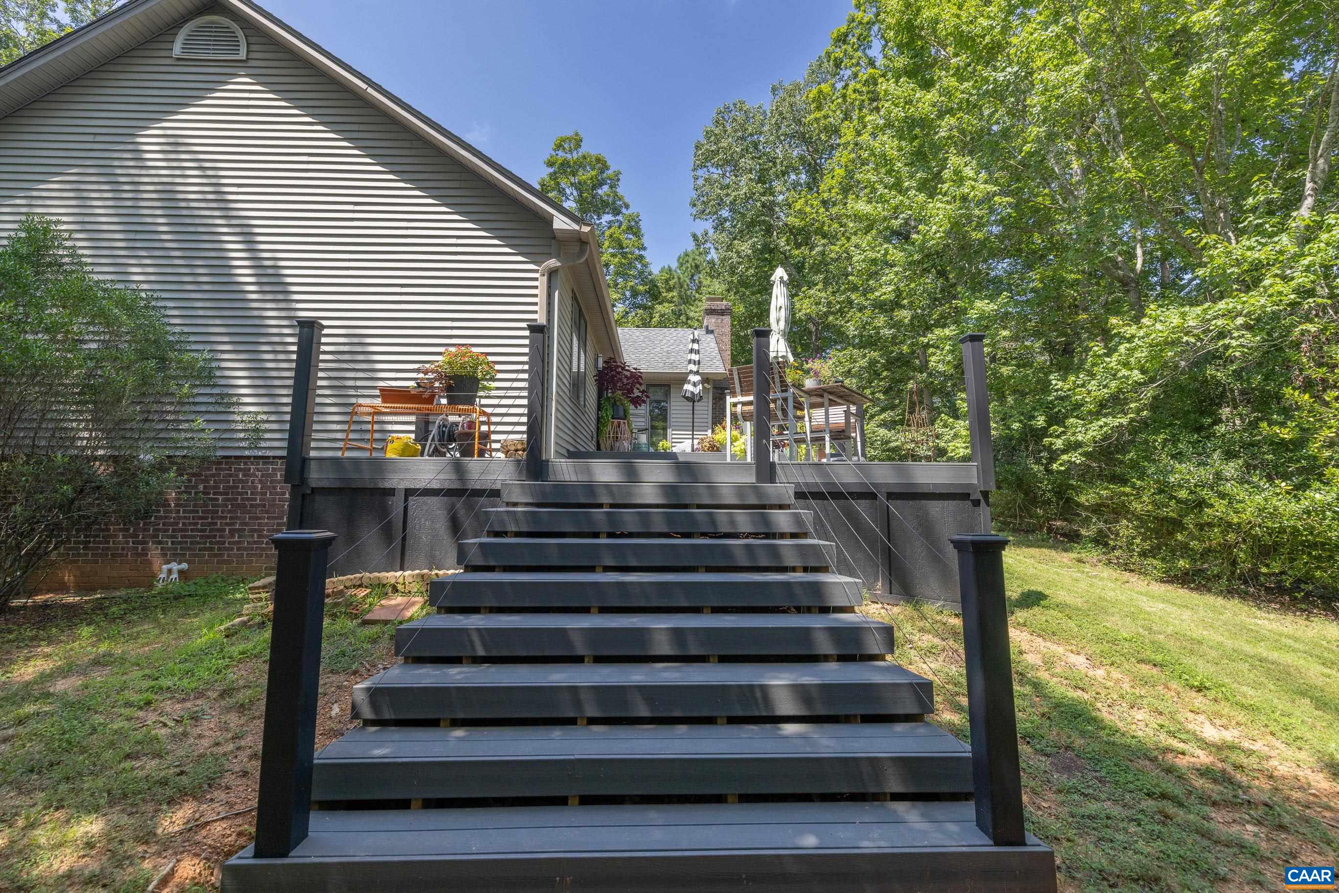 22 Brougham Road Palmyra, VA 22963 - Photo 9 of 49