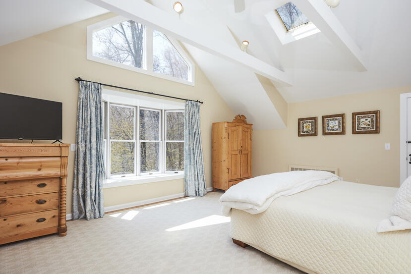 767 Hollow Tree Ridge Road Darien, CT 06820 - Photo 16 of 35 055-photo-no-caption-9140677