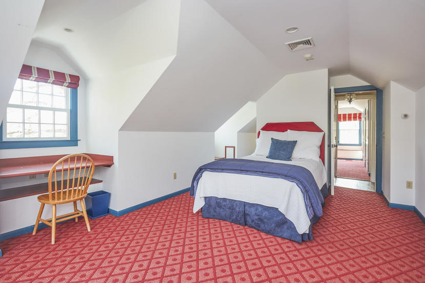 767 Hollow Tree Ridge Road Darien, CT 06820 - Photo 24 of 35 038-photo-no-caption-9140659