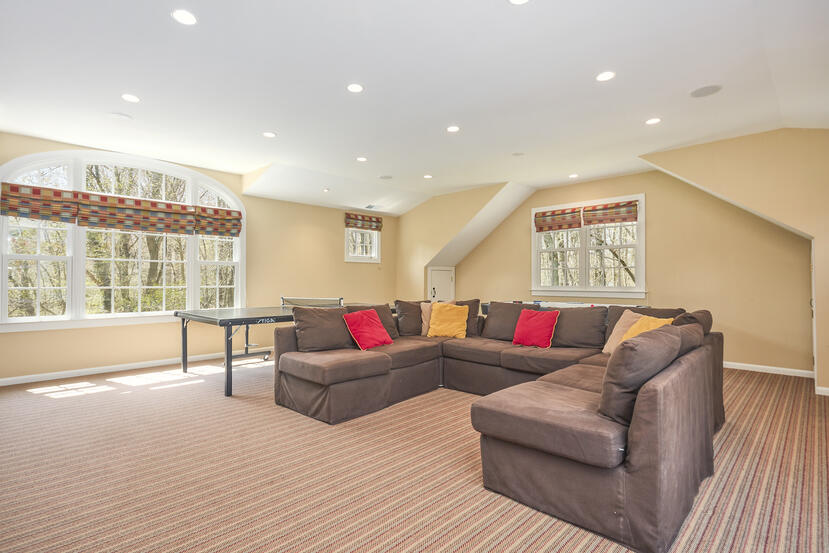767 Hollow Tree Ridge Road Darien, CT 06820 - Photo 27 of 35 062-photo-no-caption-9140686