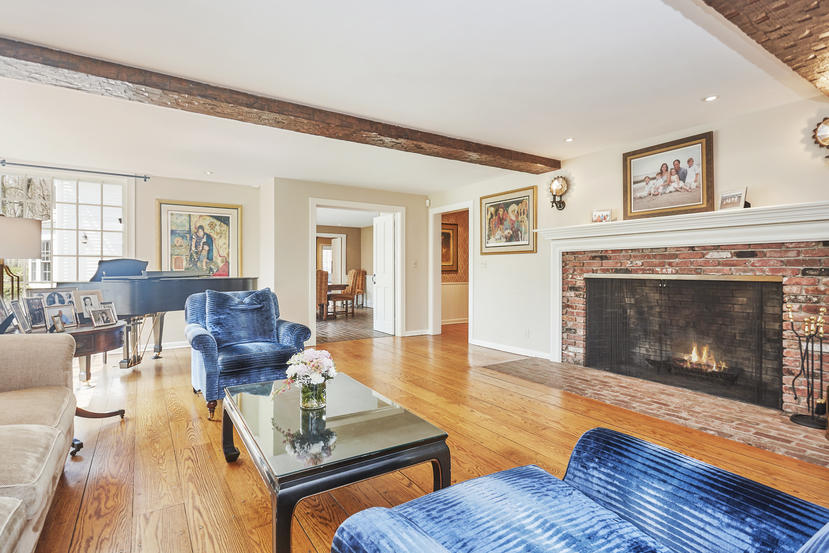 767 Hollow Tree Ridge Road Darien, CT 06820 - Photo 10 of 35 029-photo-no-caption-9140712