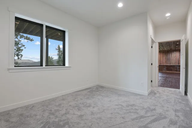 $795,000 | 1139 West Pine Bluff Road, Kettle Falls, WA 99141