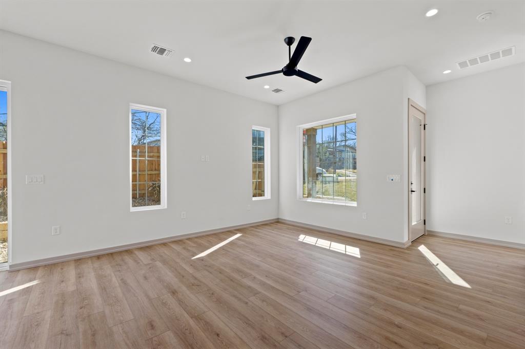 1736 Bunche Road, Unit B1 Austin, TX 78721 - Photo 13 of 28