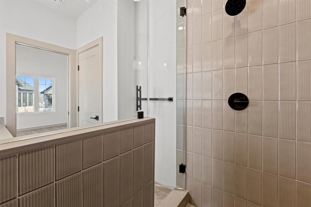1736 Bunche Road, Unit B1 Austin, TX 78721 - Photo 17 of 28