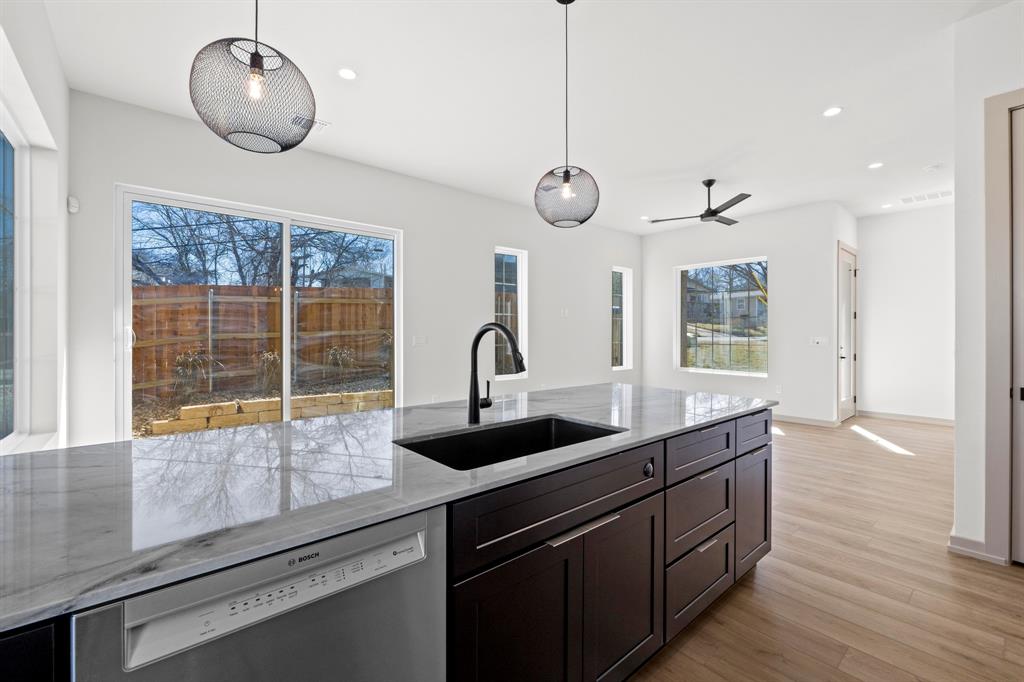 1736 Bunche Road, Unit B1 Austin, TX 78721 - Photo 9 of 28