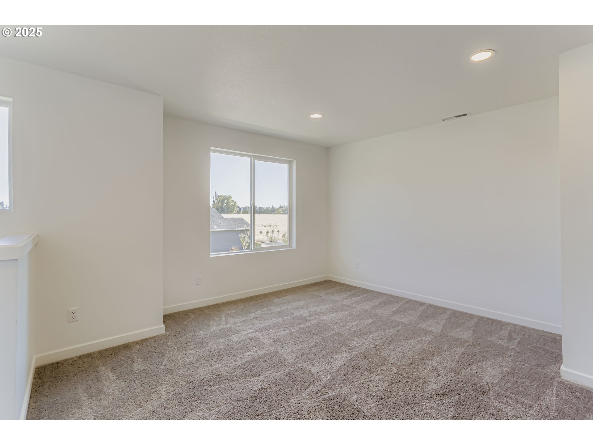 2935 South Ginger Street Cornelius, OR 97113 - Photo 24 of 28