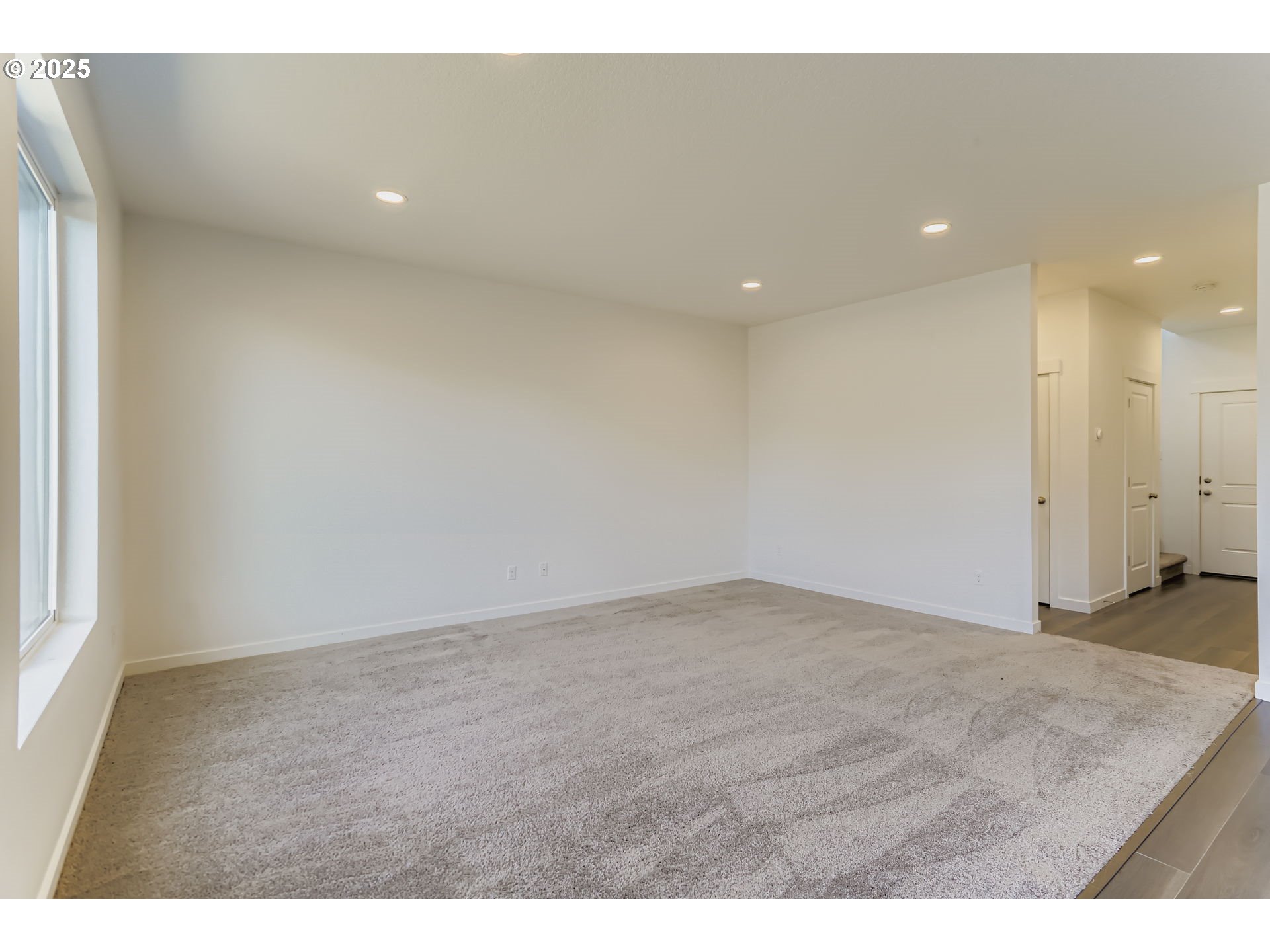 2935 South Ginger Street Cornelius, OR 97113 - Photo 6 of 28