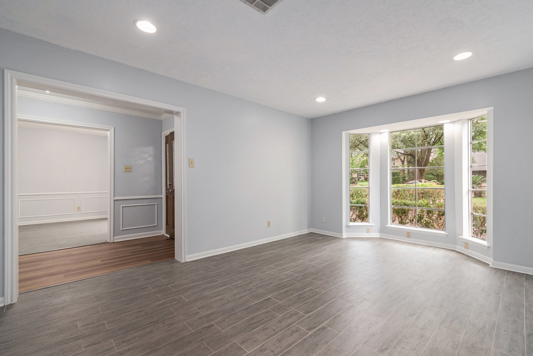 6307 Bayonne Drive Spring, TX 77389 - Photo 5 of 47