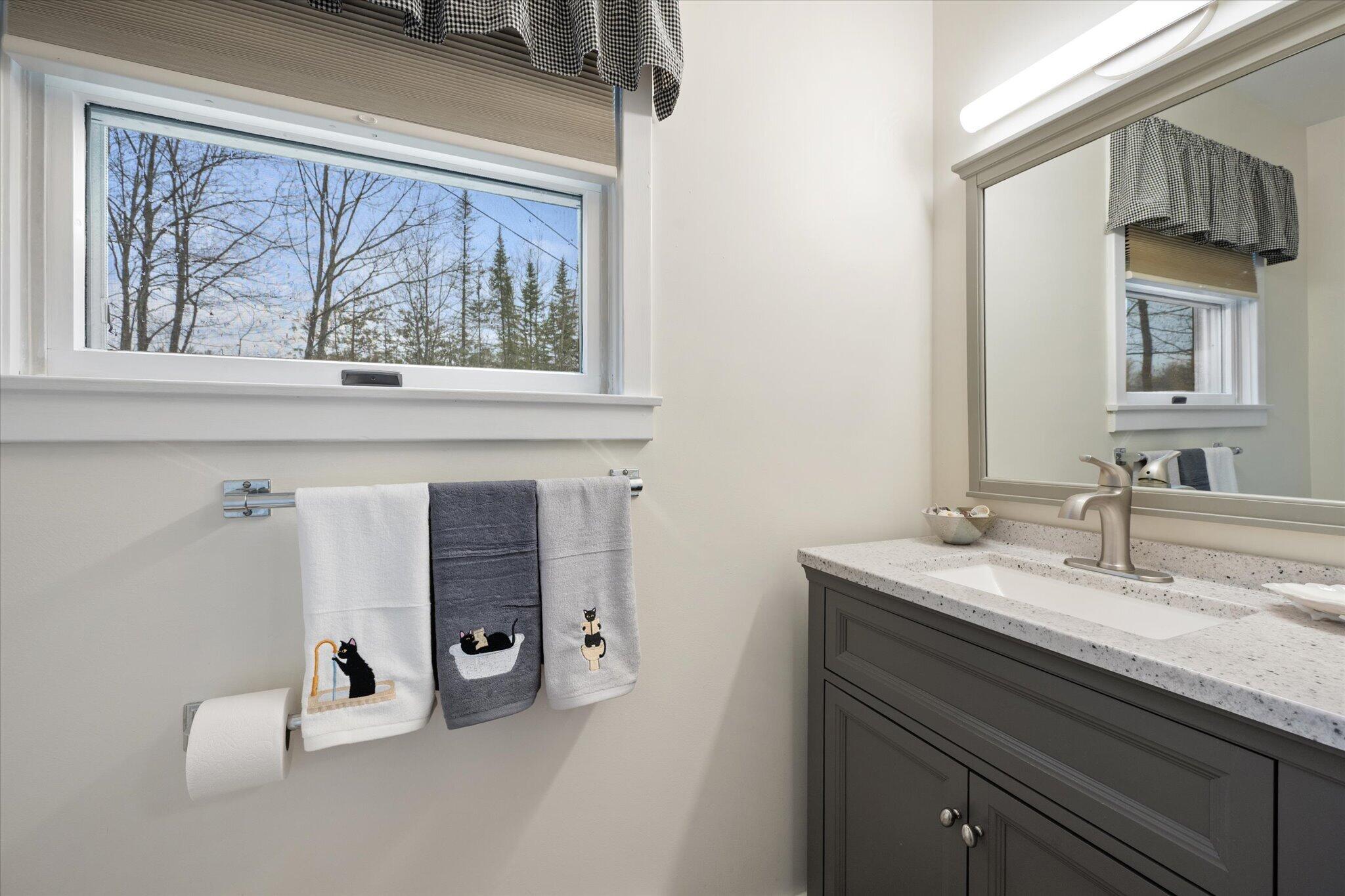 135 Mayo Road, Unit A Hampden, ME 04444 - Photo 13 of 38 135 A Mayo Rd