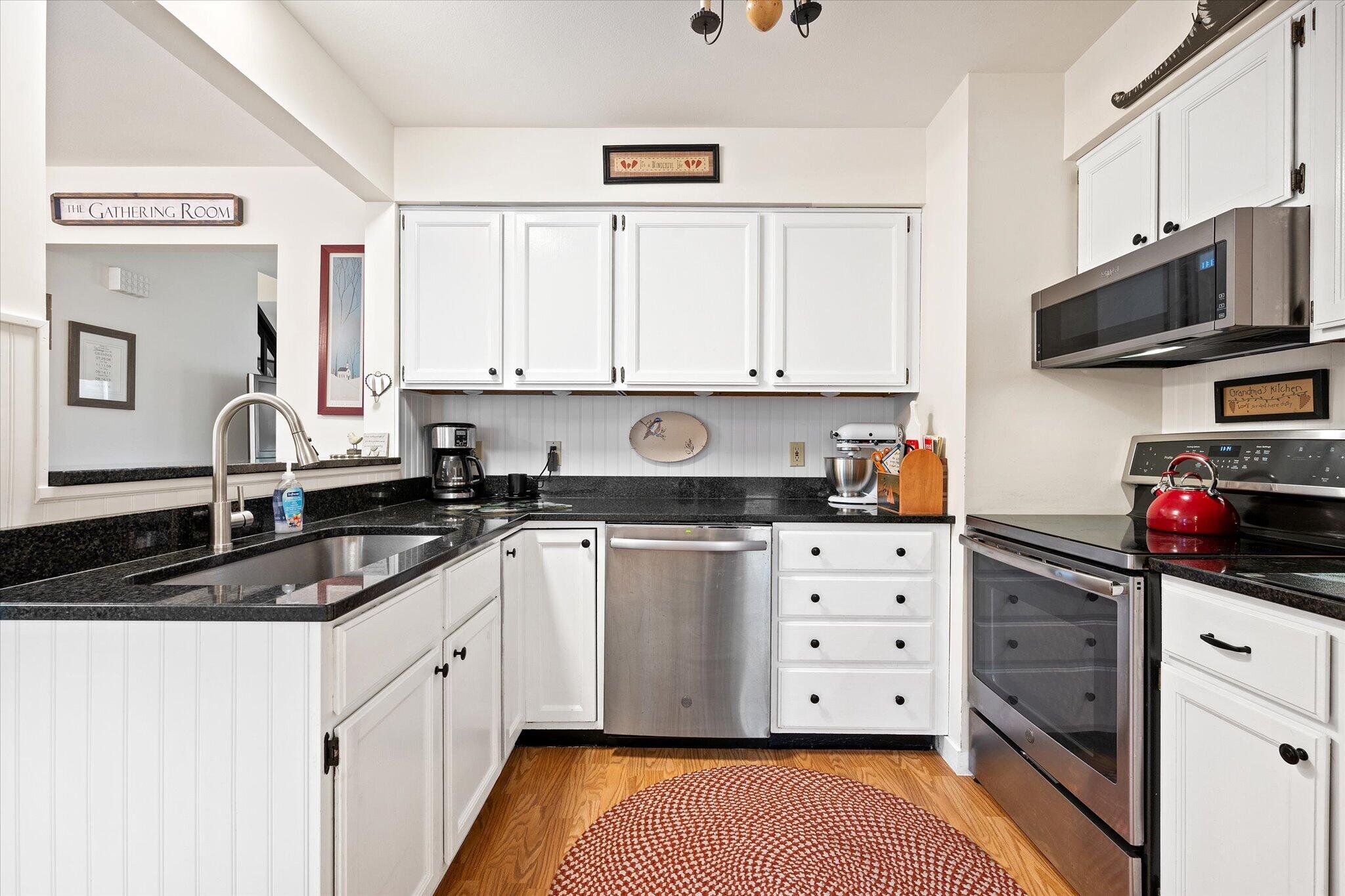 135 Mayo Road, Unit A Hampden, ME 04444 - Photo 9 of 38 135 A Mayo Rd