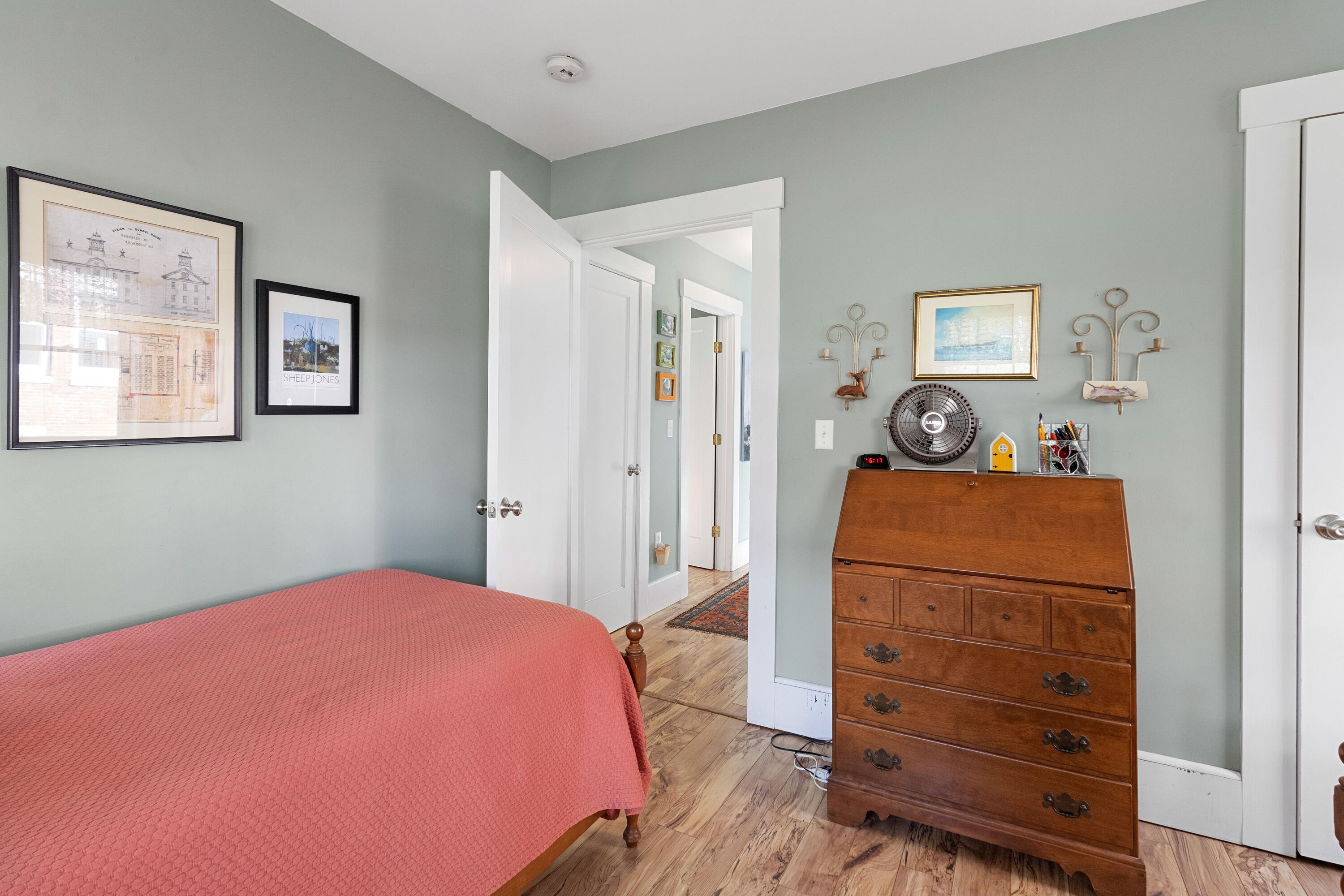 4 Leach Street Searsport, ME 04974 - Photo 18 of 71 IMG_9480