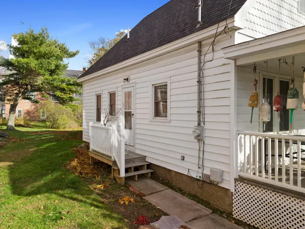 $490,000 | 4 Leach Street, Searsport, ME 04974