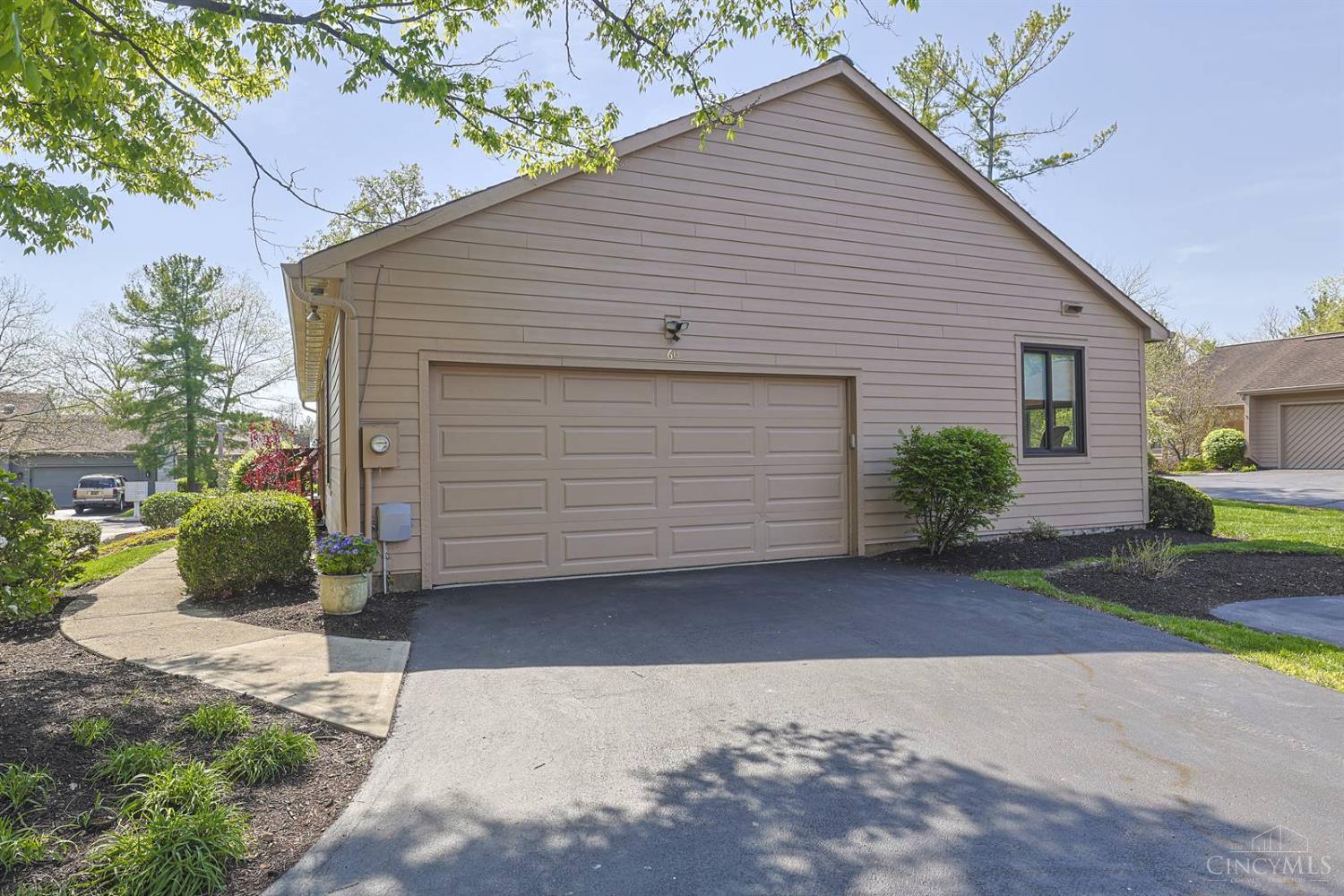 60 Carpenters Ridge Blue Ash, OH 45241 - Photo 52 of 57