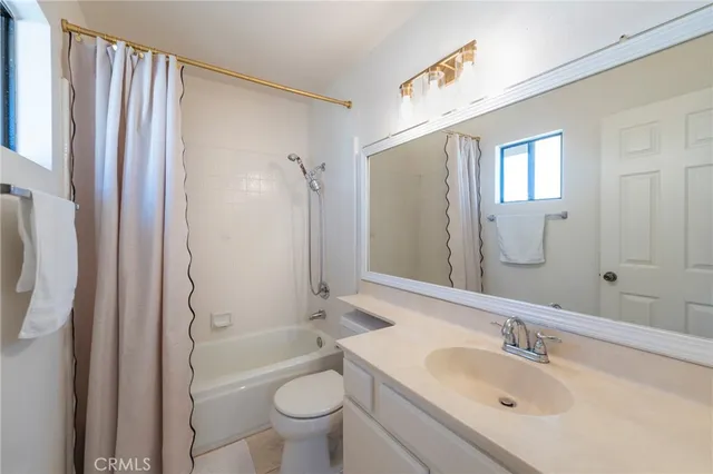 $979,900 | 2577 Plaza Del Amo, Unit 730, Torrance, CA 90503