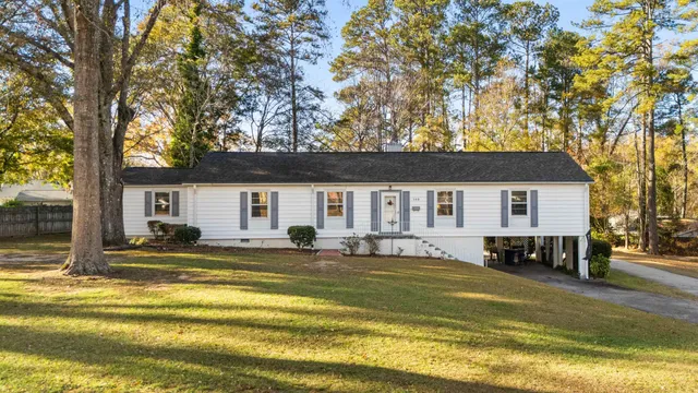 $275,000 | 105 Wedgewood Drive, Laurens, SC 29360