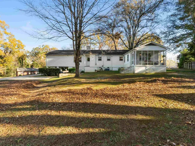 $275,000 | 105 Wedgewood Drive, Laurens, SC 29360