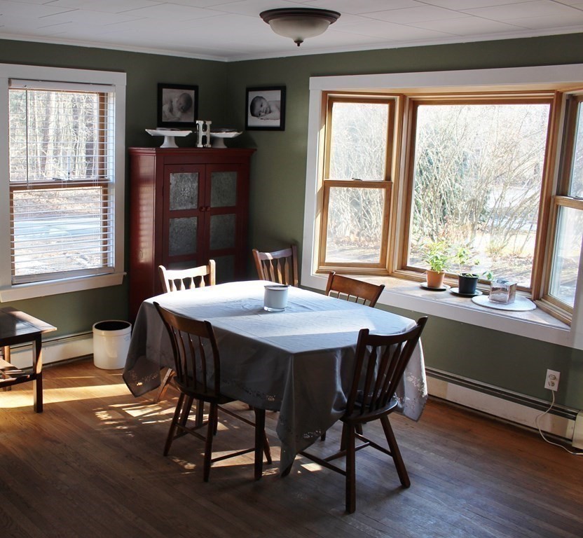 12 Oak Ridge Road Greenfield, MA 01301 - Photo 8 of 34 Gallery Image 8