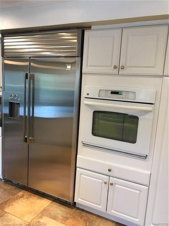 30072 Wicklow Road Farmington Hills, MI 48334 - Photo 15 of 47