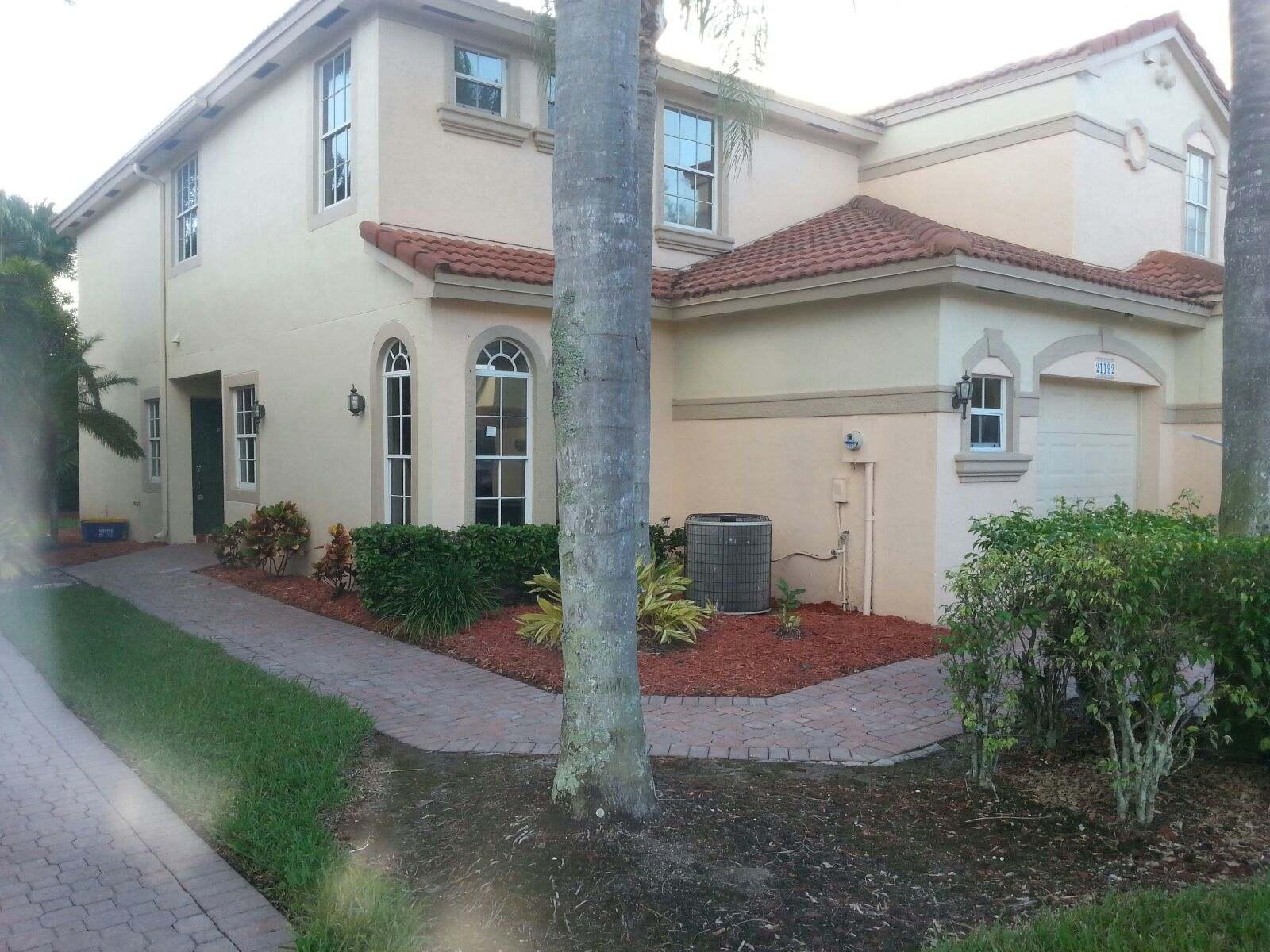 21192 Vía Eden Boca Raton, FL 33433 - Photo 1 of 36 corner front entrance