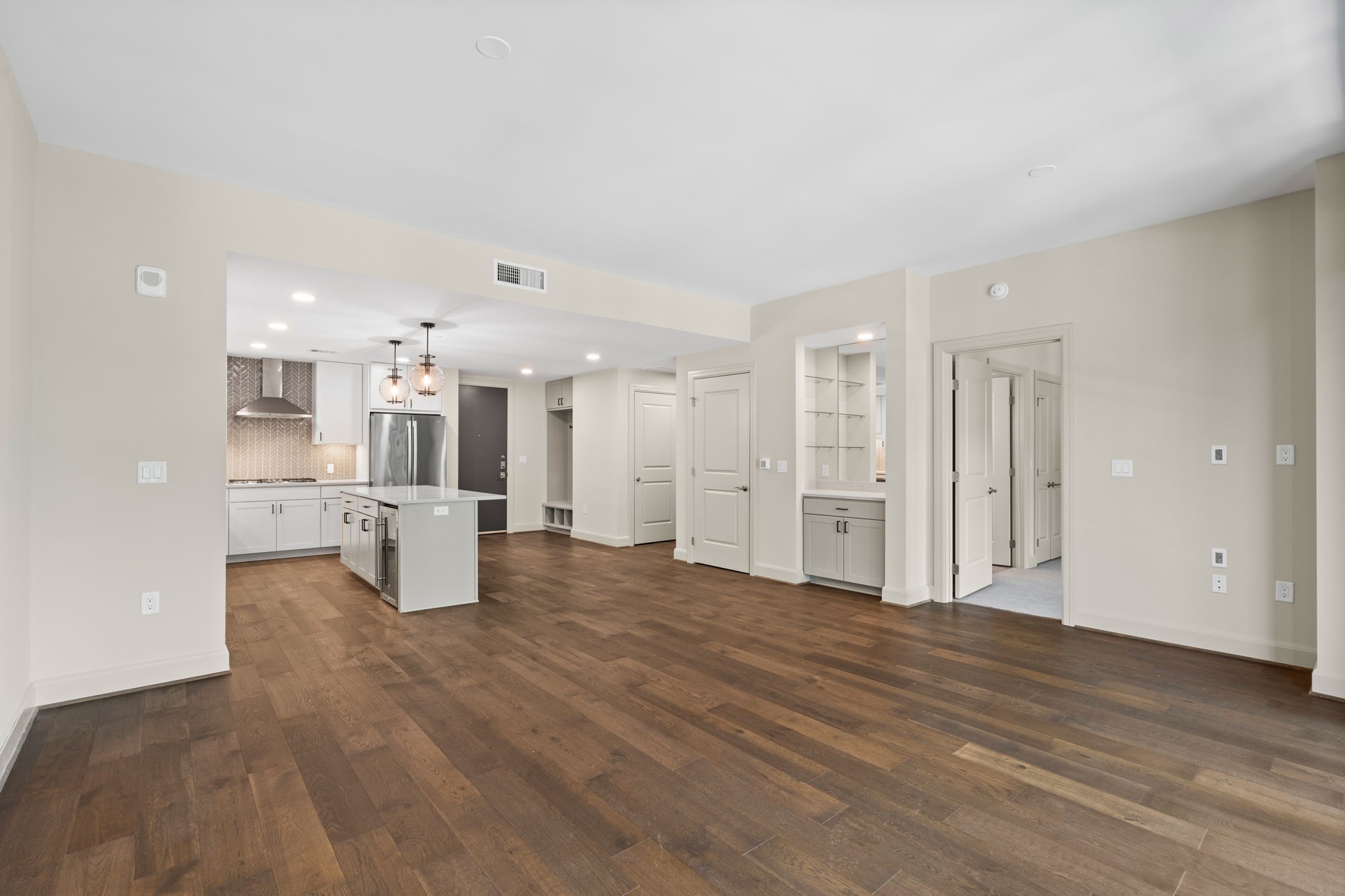 2511 Willowick Road, Unit 317 Houston, TX 77027 - Photo 9 of 45