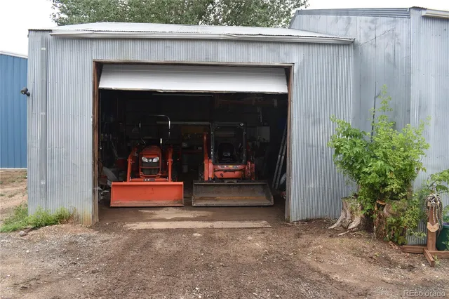 a view of a large building