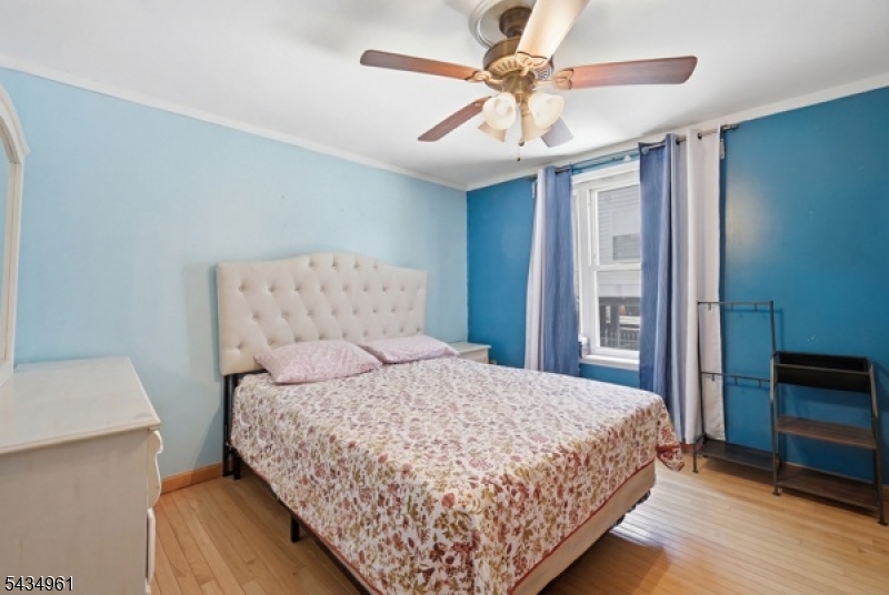 142 Pearl Street Paterson, NJ 07501 - Photo 8 of 20