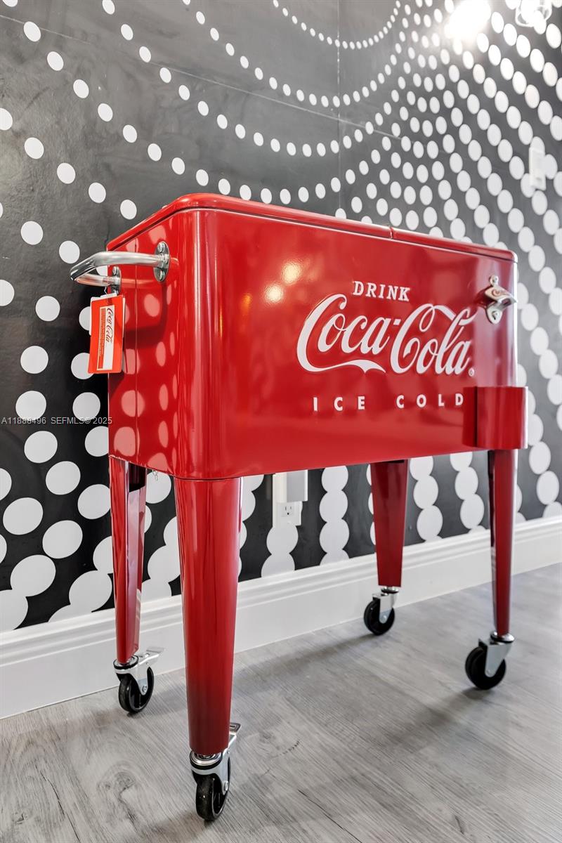 5830 Northeast 14th Road Fort Lauderdale, FL 33334 - Photo 40 of 46