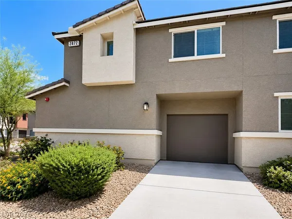 $1,952 | 2872 Atomic Tangerine Way, Unit 1, Las Vegas, NV 89183