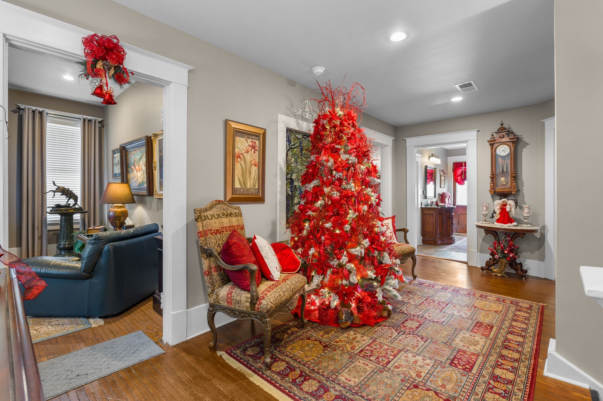 564 East Main Street Jackson, TN 38301 - Photo 37 of 54 a living room filled with furniture and a couch