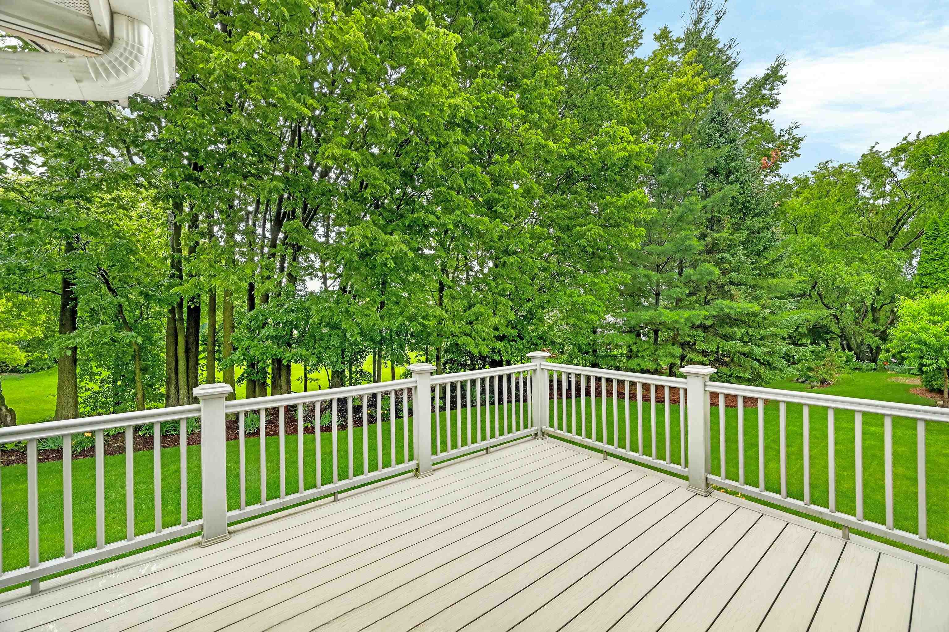 6101 Holscher Road McFarland, WI 53558 - Photo 14 of 48