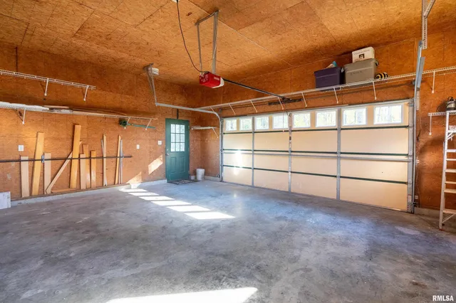 $365,000 | 125 Princess Lane, Carbondale, IL 62901