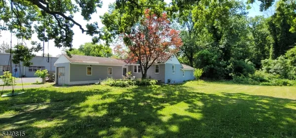 $499,000 | 347 Somerset Street, Stirling, NJ 07980