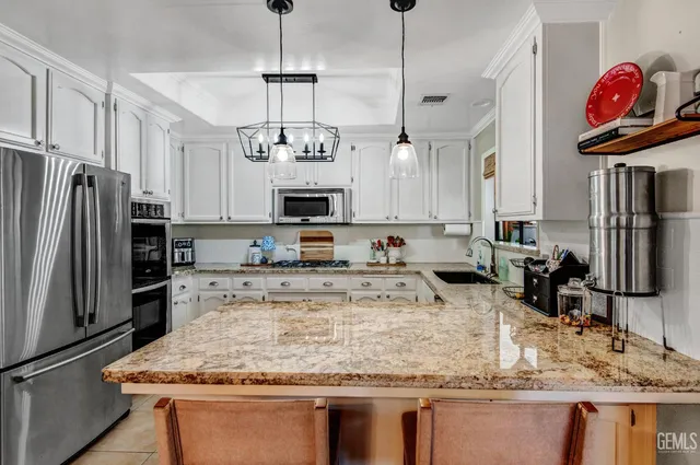 $450,000 | Undisclosed Address, Bakersfield, CA 93308