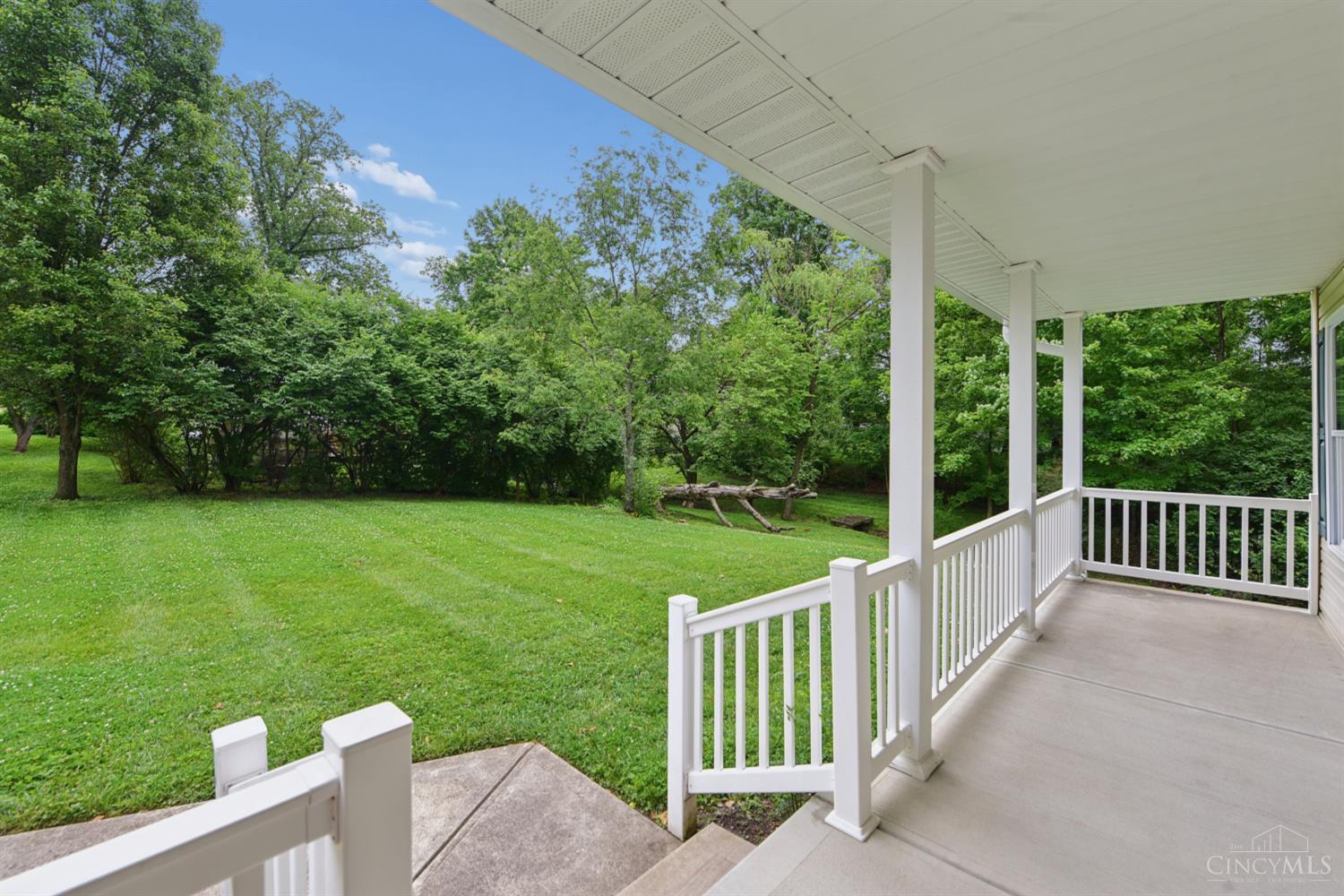1109 Asbury Road Cincinnati, OH 45255 - Photo 3 of 69