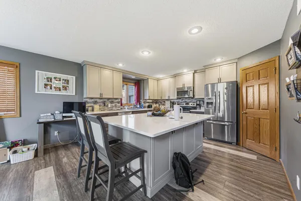 $499,900 | 1526 Castle Drive, North Mankato, MN 56003