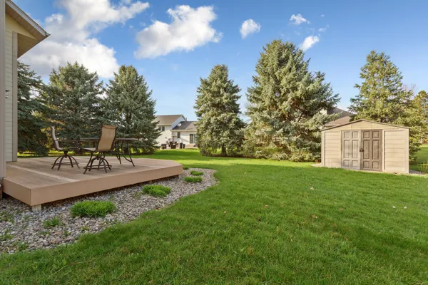 $499,900 | 1526 Castle Drive, North Mankato, MN 56003