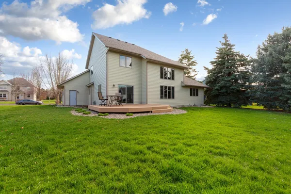 $499,900 | 1526 Castle Drive, North Mankato, MN 56003