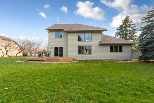 $499,900 | 1526 Castle Drive, North Mankato, MN 56003