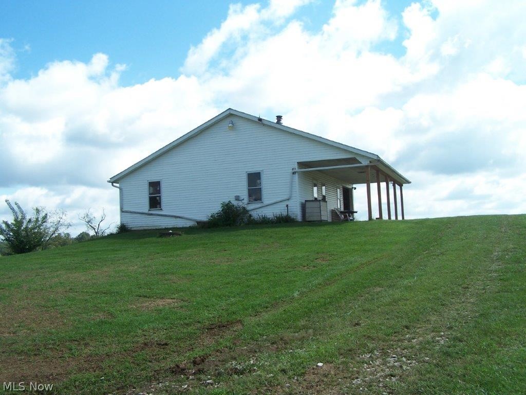 337 Ridgeview Acres Le Roy, WV 25252 - Photo 13 of 20