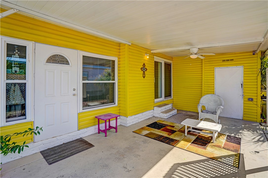 921 Laurel Circle Sebastian, FL 32976 - Photo 3 of 24 a bedroom with furniture and a window