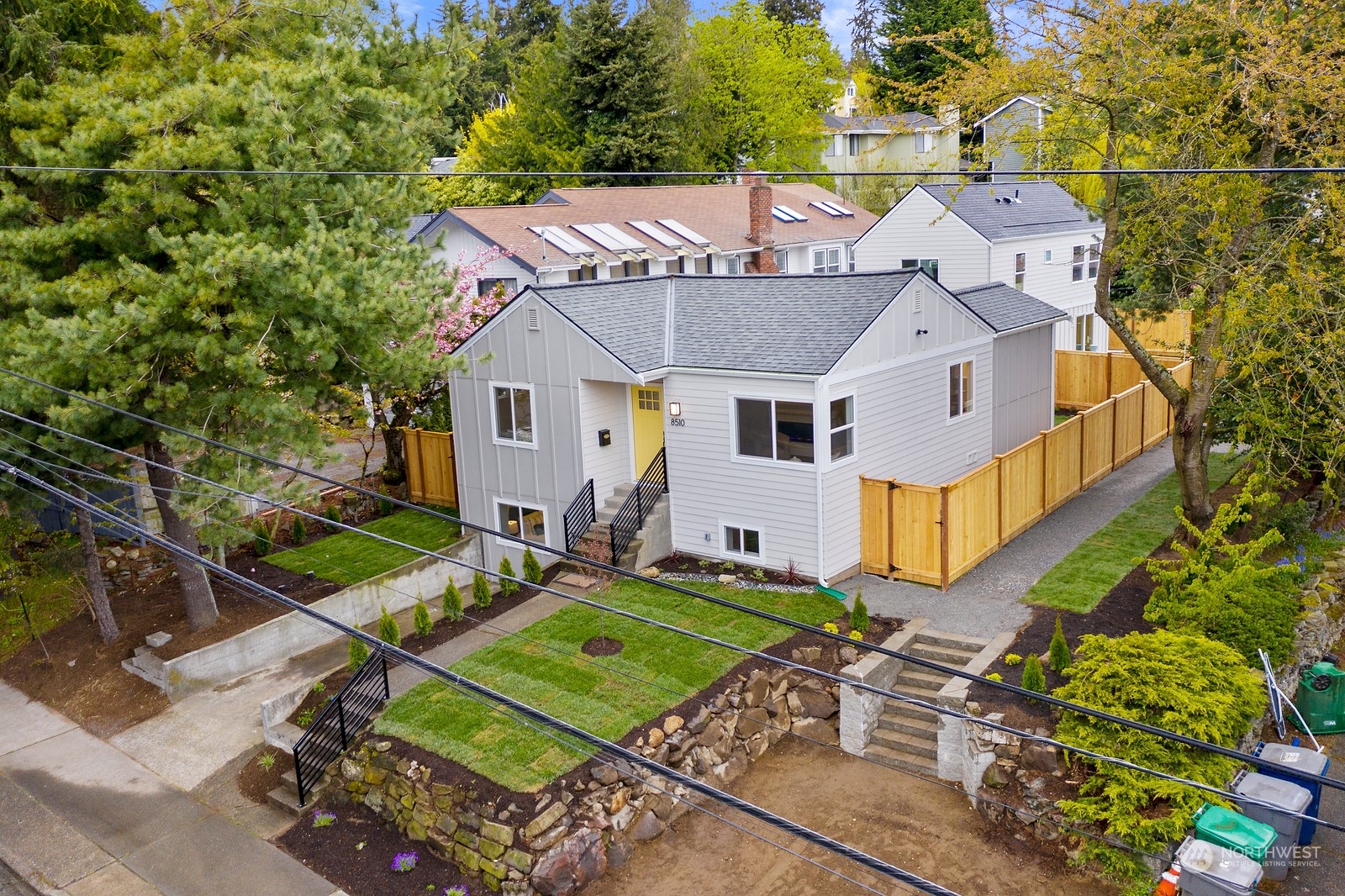 8510 Wallingford Avenue North, Unit A Seattle, WA 98103 - Photo 35 of 36 an aerial view of a house