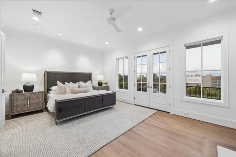 $1,299,000 | 20 Crain Sq Boulevard, Houston, TX 77025