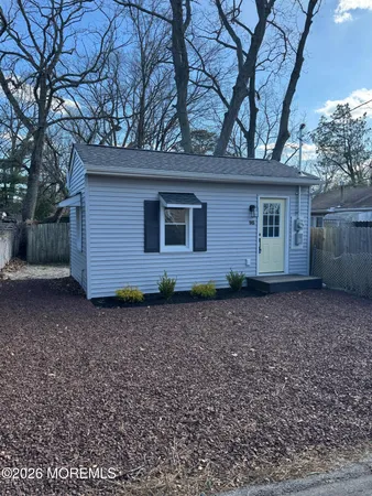 $1,400 | 945 Linden Avenue, Brick, NJ 08723