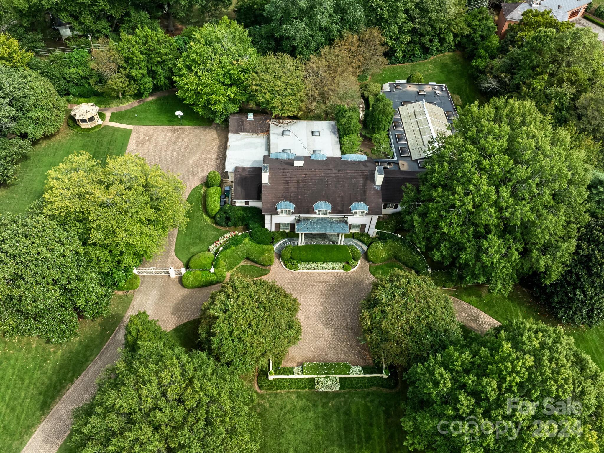 3531 Sharon Road Charlotte, NC 28211 - Photo 5 of 47