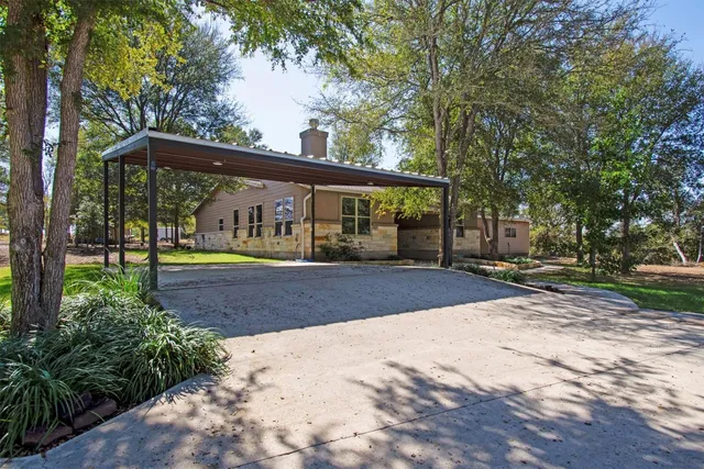 $1,250,000 | 2247 Old Highway 20, Paige, TX 78659