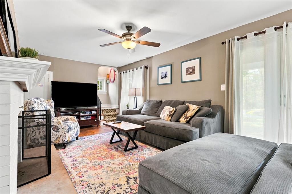 2842 Clearview Road Allison Park, PA 15101 - Photo 18 of 40 Gallery Image 18